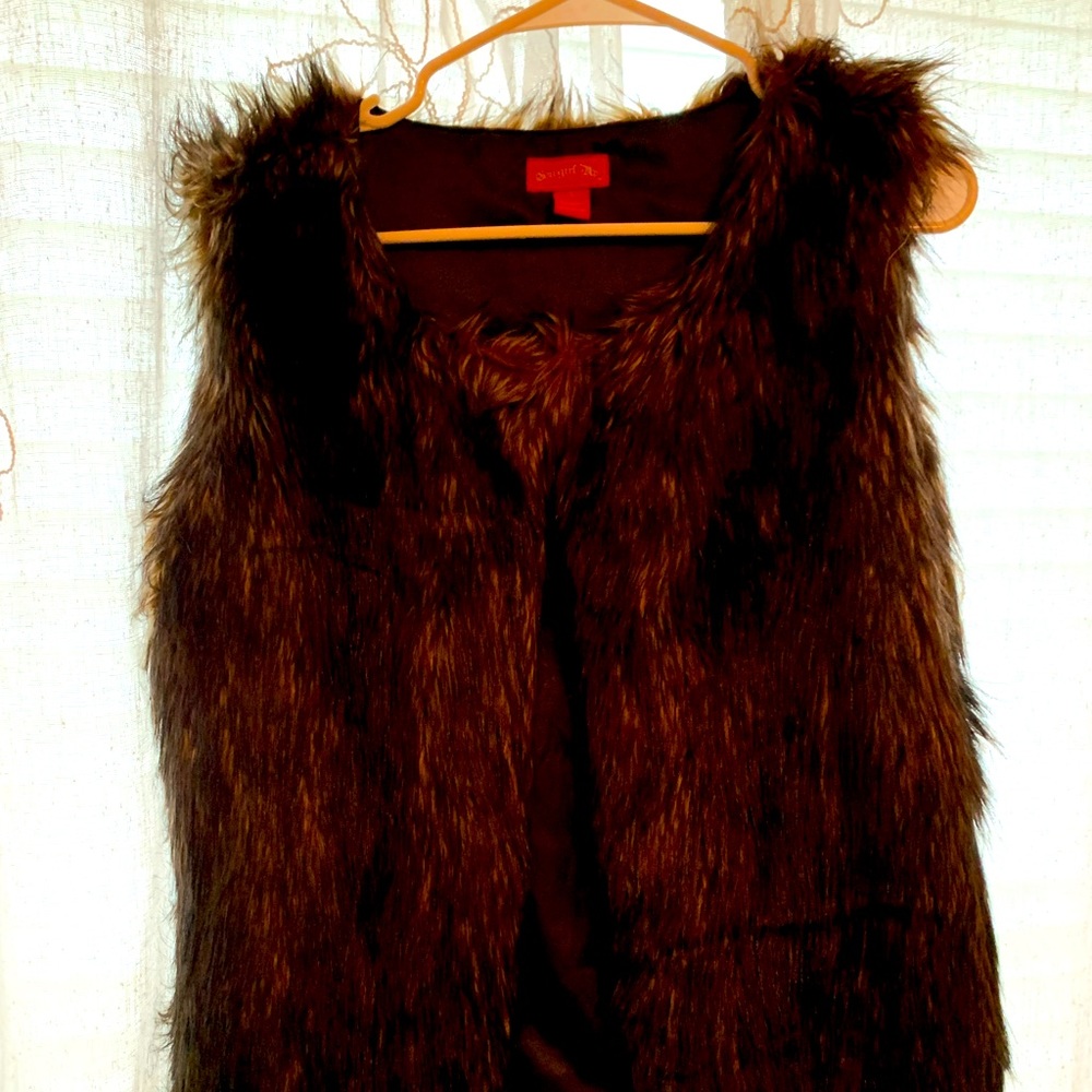 Cowgirl Up Faux Fur Vest- Small